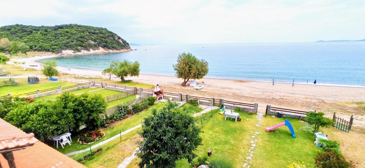 Xd Al Mare Villa Ierissós Buitenkant foto